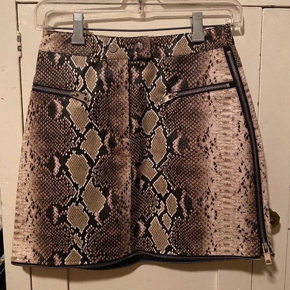 NWT I.AM.GIA Snake Jagger Skirt - Picture 5 of 7